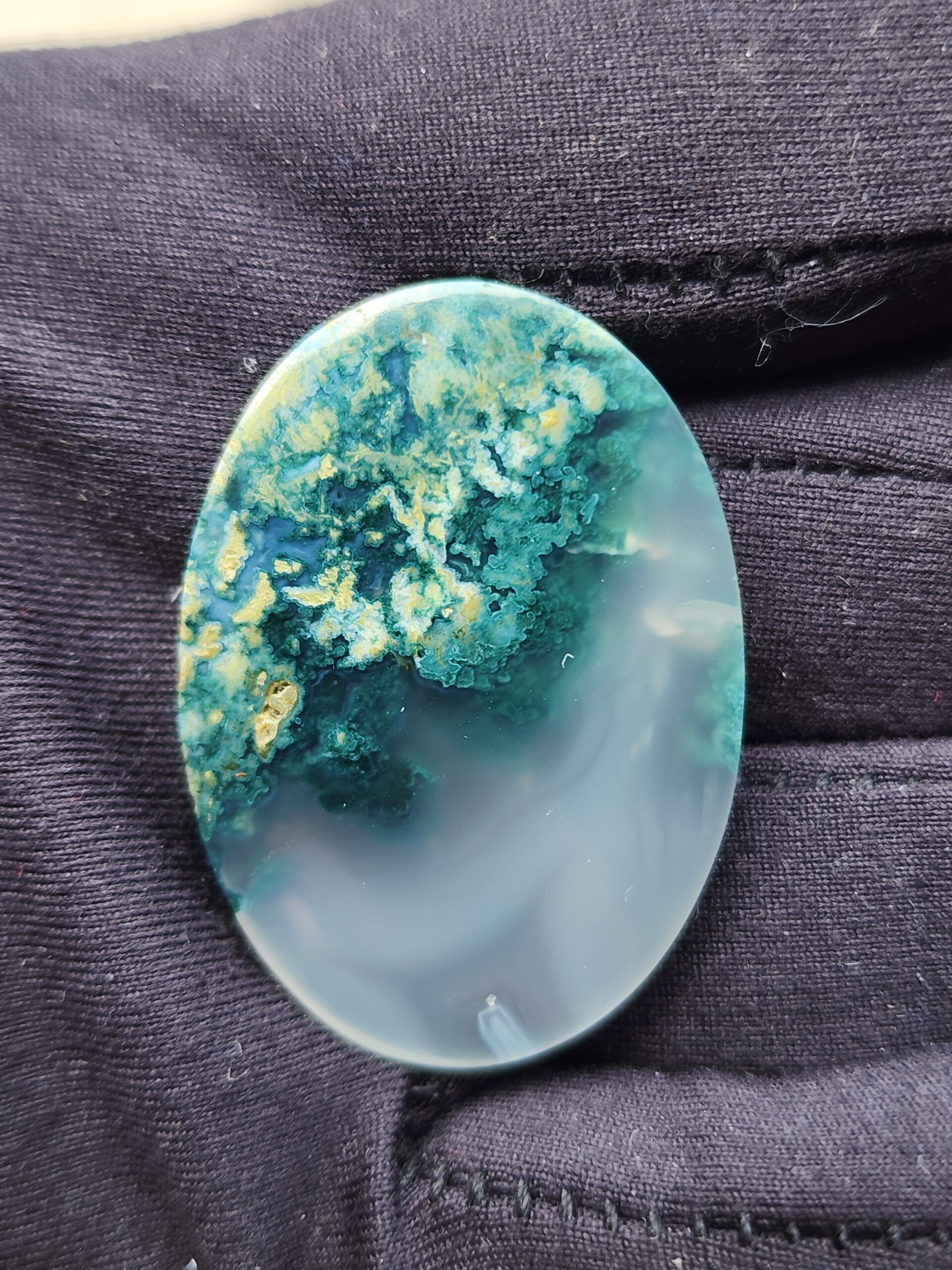 Đá Mã Não Agate: Cấu Trúc Vân Và Giá Trị Trưng Bày